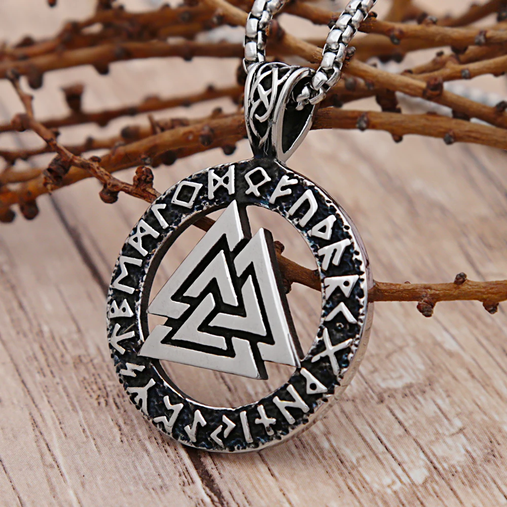 Vintage Stainless Steel Valknut Pendant Necklace Nordic Odin Viking Rune Necklace Men Fashion Biker Amulet Viking Jewelry Gift