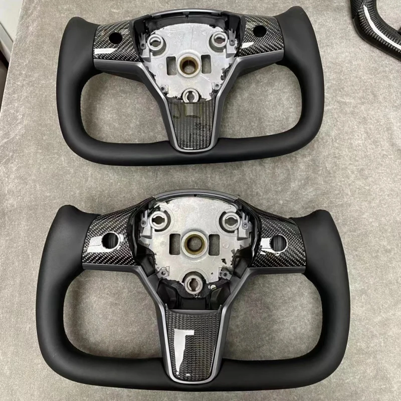 Custom Heated Sport Steering Wheel with Carbon Fiber