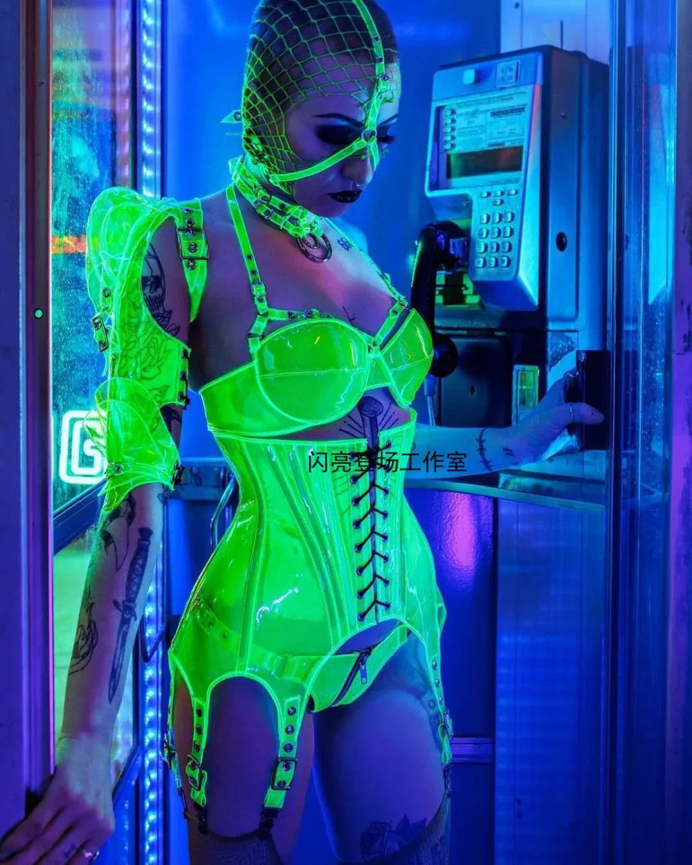 

Nightclub Bar Sexy Fluorescent Green Bikini Girdle Female Singer Ds Party Halloween Clothes Future Technology Costumes