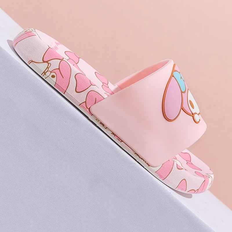 Sanrio My Melody sandal lucu kartun anak-anak dan wanita dalam ruangan Kuromi Cinnamoroll sandal Non-slip sandal jari terbuka anak laki-laki perempuan