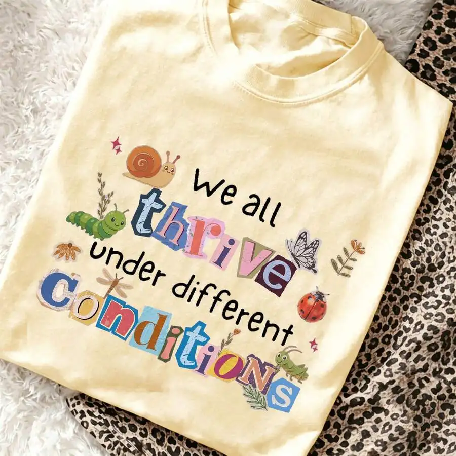 Women's Cute We All Thrive Funny Bug Insect Newspaper Print Preppy Halloween Fall Casual Short Sleeve Crew Neck Graphic T‑Shirt Tee Top
