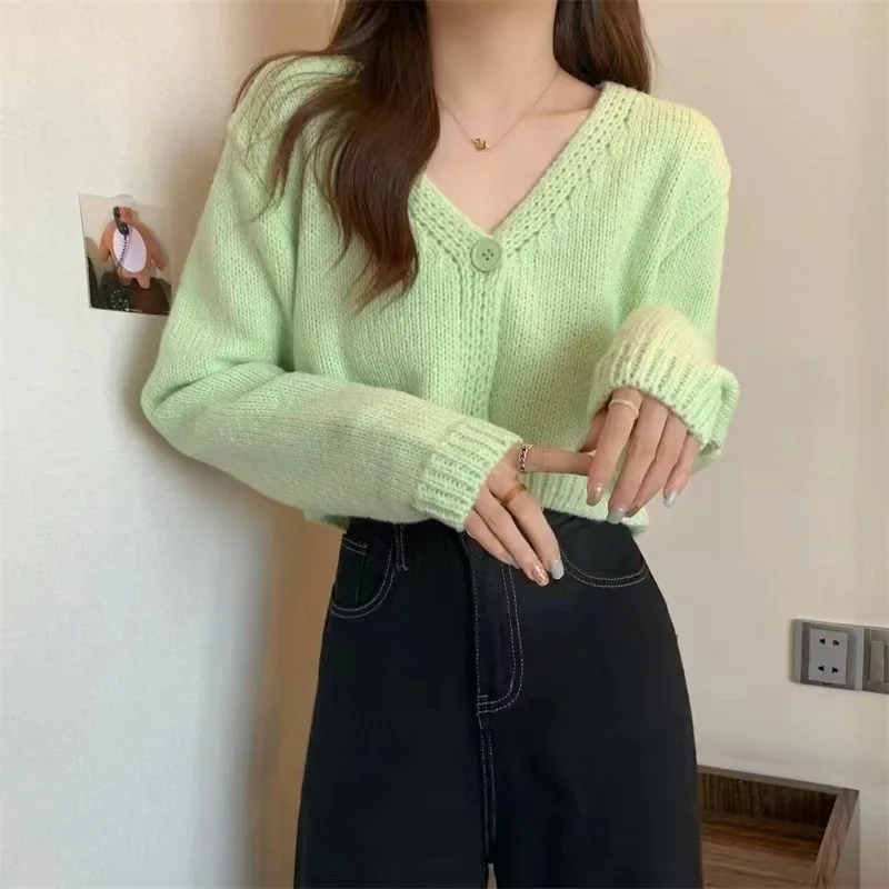 Spring and Autumn Korean Style Short Sweater Jacket Women's V-neck Knitted Cardigan Two Button Slim Fit and Slimming Top