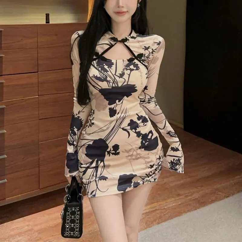 

Stylish Hollow Out Bag Hip Dresses Women's Clothing Vintage Printed Spring Autumn Chinese Disc Buckle Aura Slim Waist Mini Dress