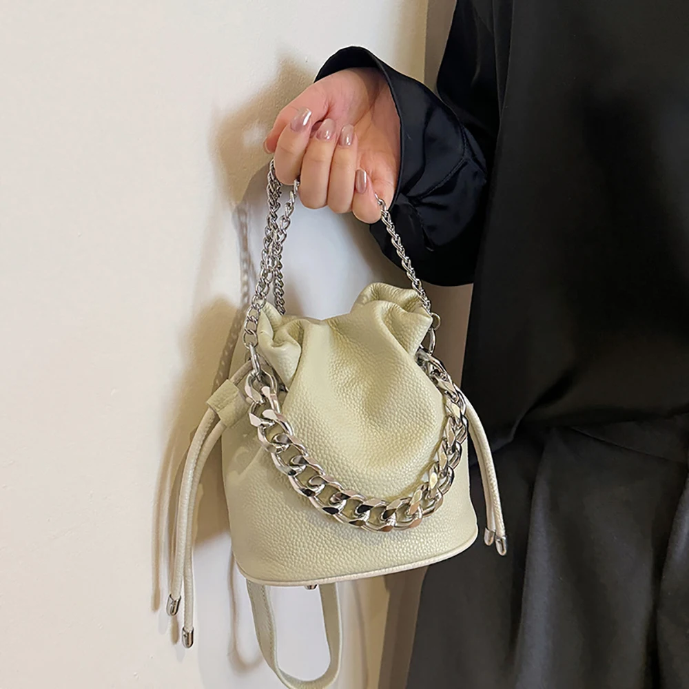 Genuine Leather Thick Chain Crossbody Bag Fashion Soft Handbags Korean Y2k Mini Bucket Bags Black Drawstring Clutch Bag