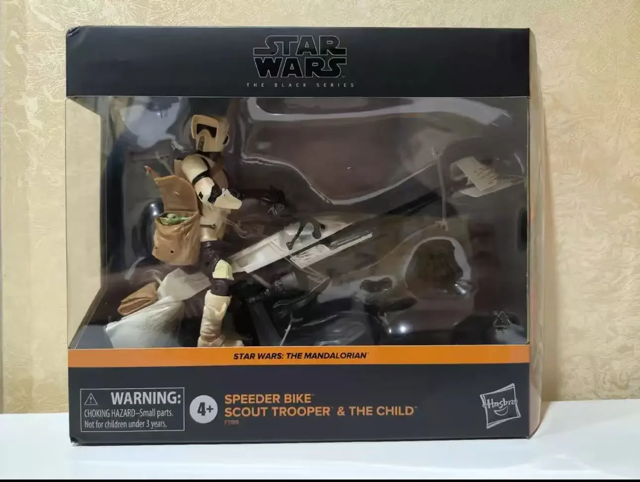 

В наличии Hasbro Звездные войны Черная коробка Мандалорский летающий мотоцикл Скаут Glougu Набор шестидюймовых моделей игрушек