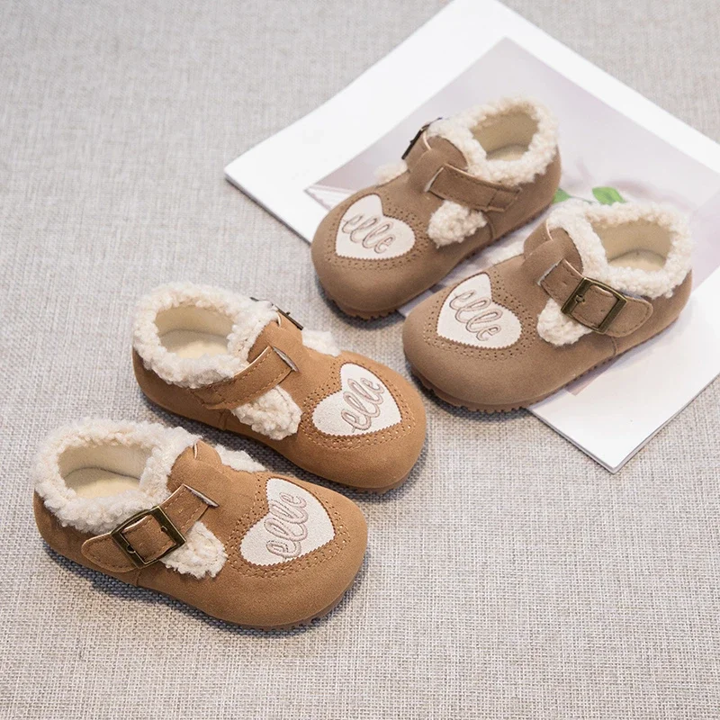 

Children Winter Warm Shoes Girls Flats Cotton Shoes Soft Bottom Anti-slippery Kids Leather Shoes with Heart Anti-Slippery