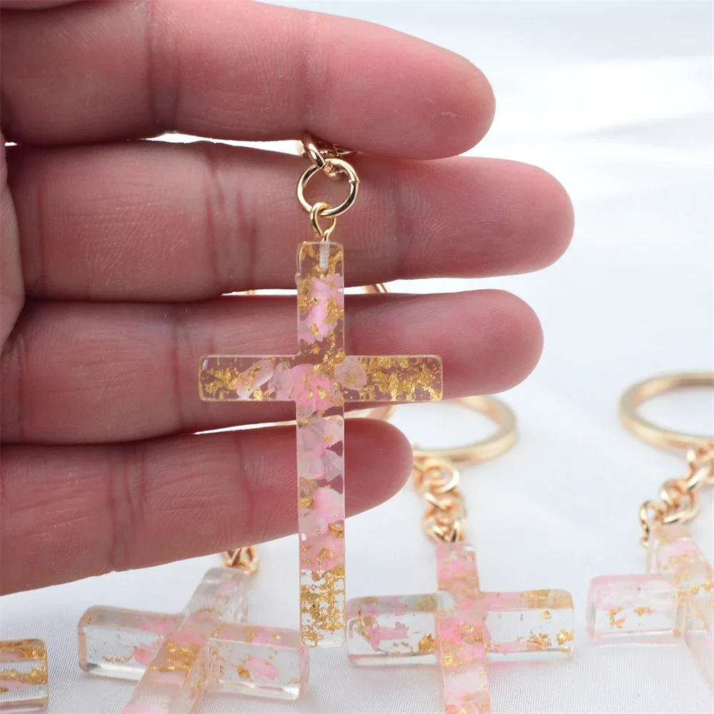 Exquisite Dried Flower Filled Cross Key Chain Fashion Resin Keyrings Bag Ornamant Car Motorcycle Trinket Christian Souvenir Gift