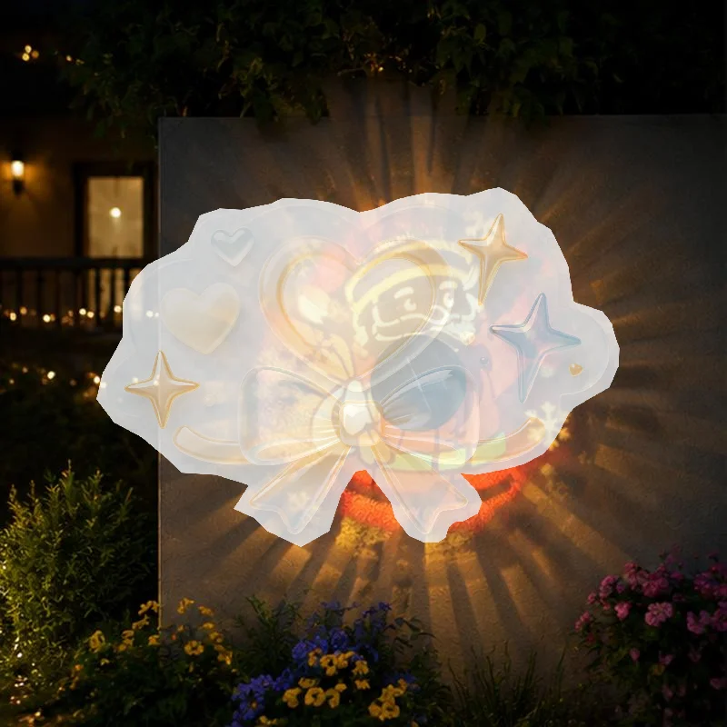 Solar Iron Art Outdoor Wall Light Santa Claus Projection Lamp Waterproof for Xmas Yard Porch Holiday Gift