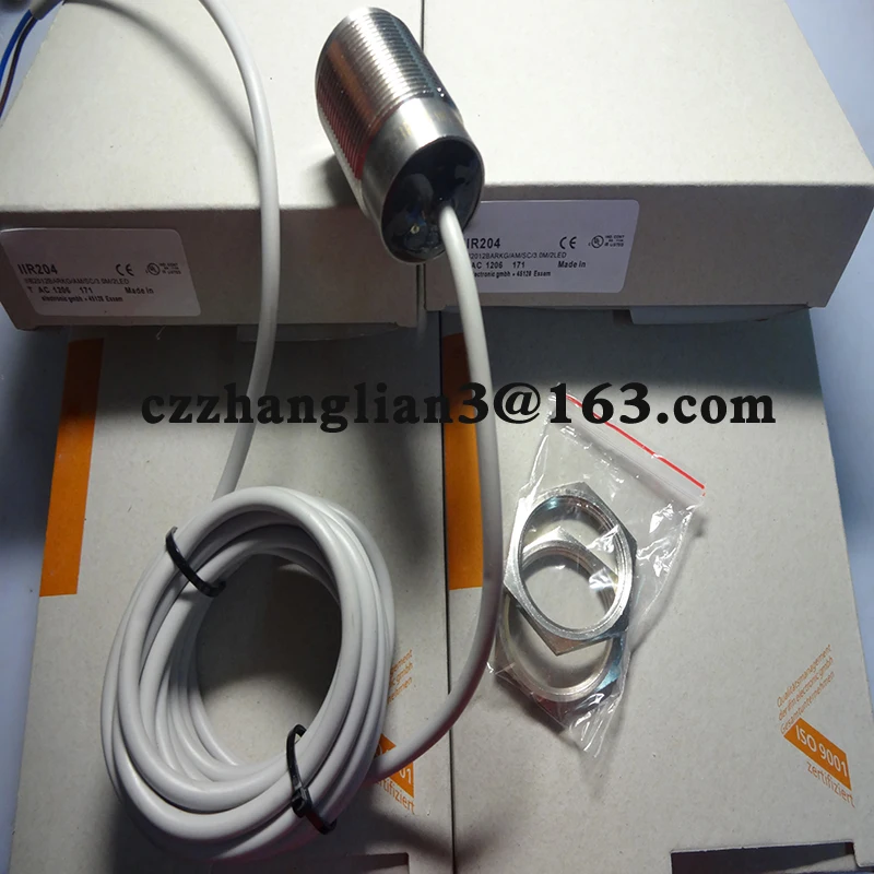 New proximity switch sensor IIR203 IIR204 IIR205 IIR206 IIR207 IIR212 IIT228 in stock