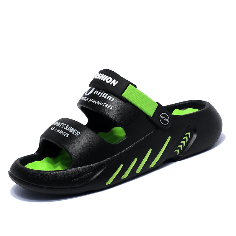 

2025 new men's slippers non-slip flat casual large size comfortable beach massage sandals wear men's shoes