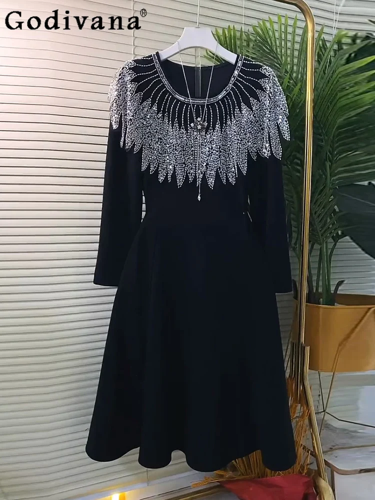 

Плюс размер 3XL-6XL, осеннее европейское платье с длинными рукавами и бисером для тяжелой промышленности, элегантное модное платье трапециевидной формы с высокой талией и круглым вырезом для девочек