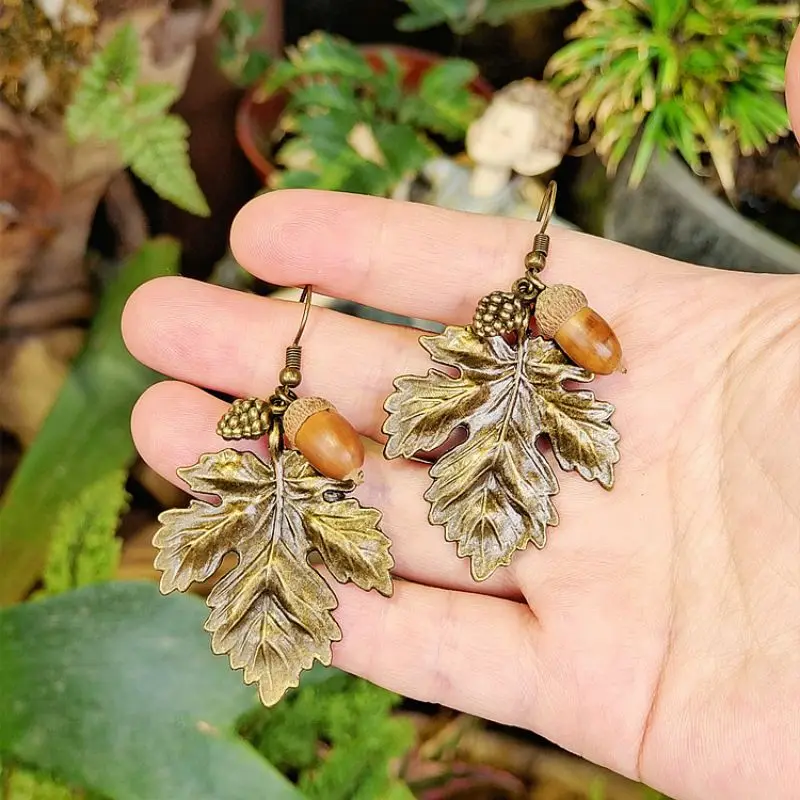 Vintage Leaves Earrings Creative Forest Style Natural Earrings Retro Dried Acorn Fruit Accessories Statement Jewelry Wholesale