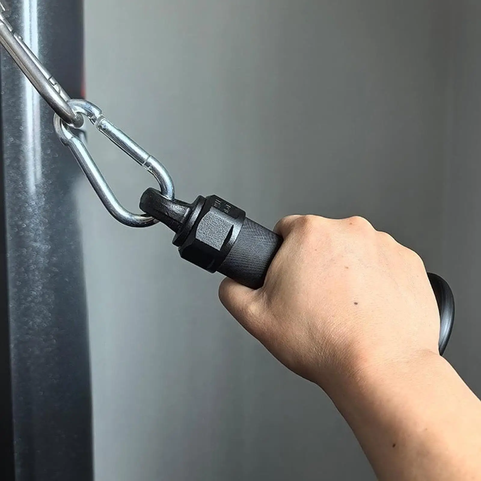 pull-up-grips-handles-aluminum-alloy-ergonomic-cable-attachment-fitness-grip-for-home-gym-pulleys