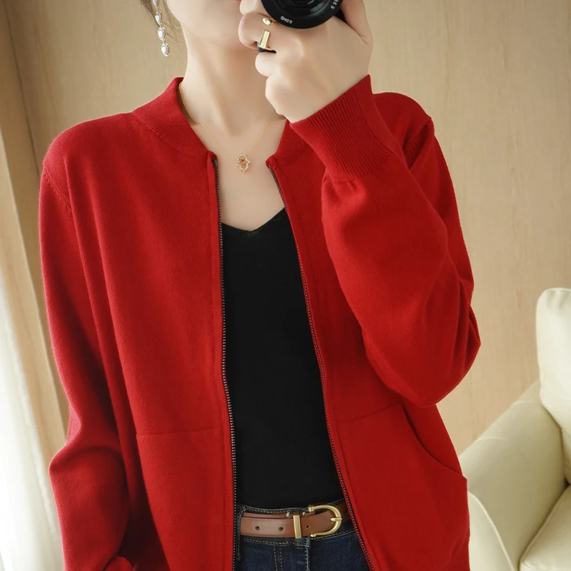 New cashmere sweater in autumn and winter women\'s stand collar solid color zipper cardigan long sleeve belt pocket strip versati