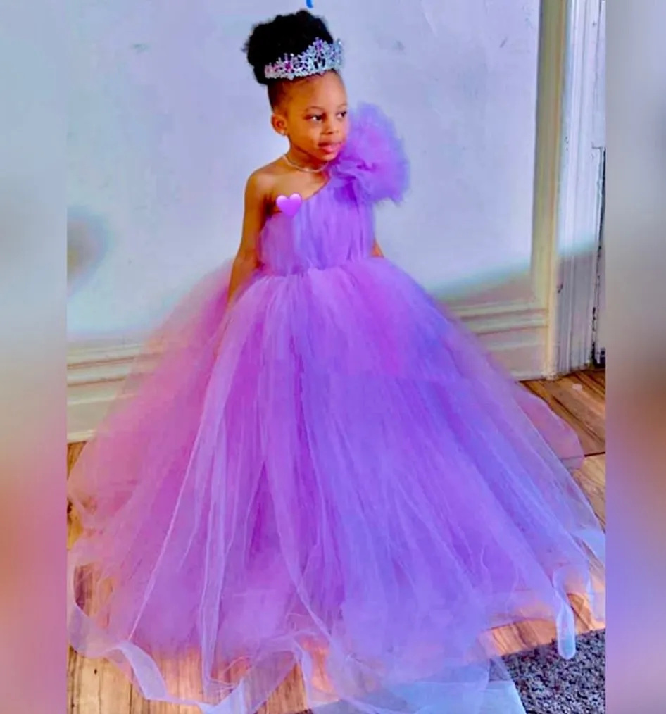 Lavender Flower Girl Dress for Wedding Party One Shoulder Princess Holy Boho Tulle Baby Birthday First Communion Dress