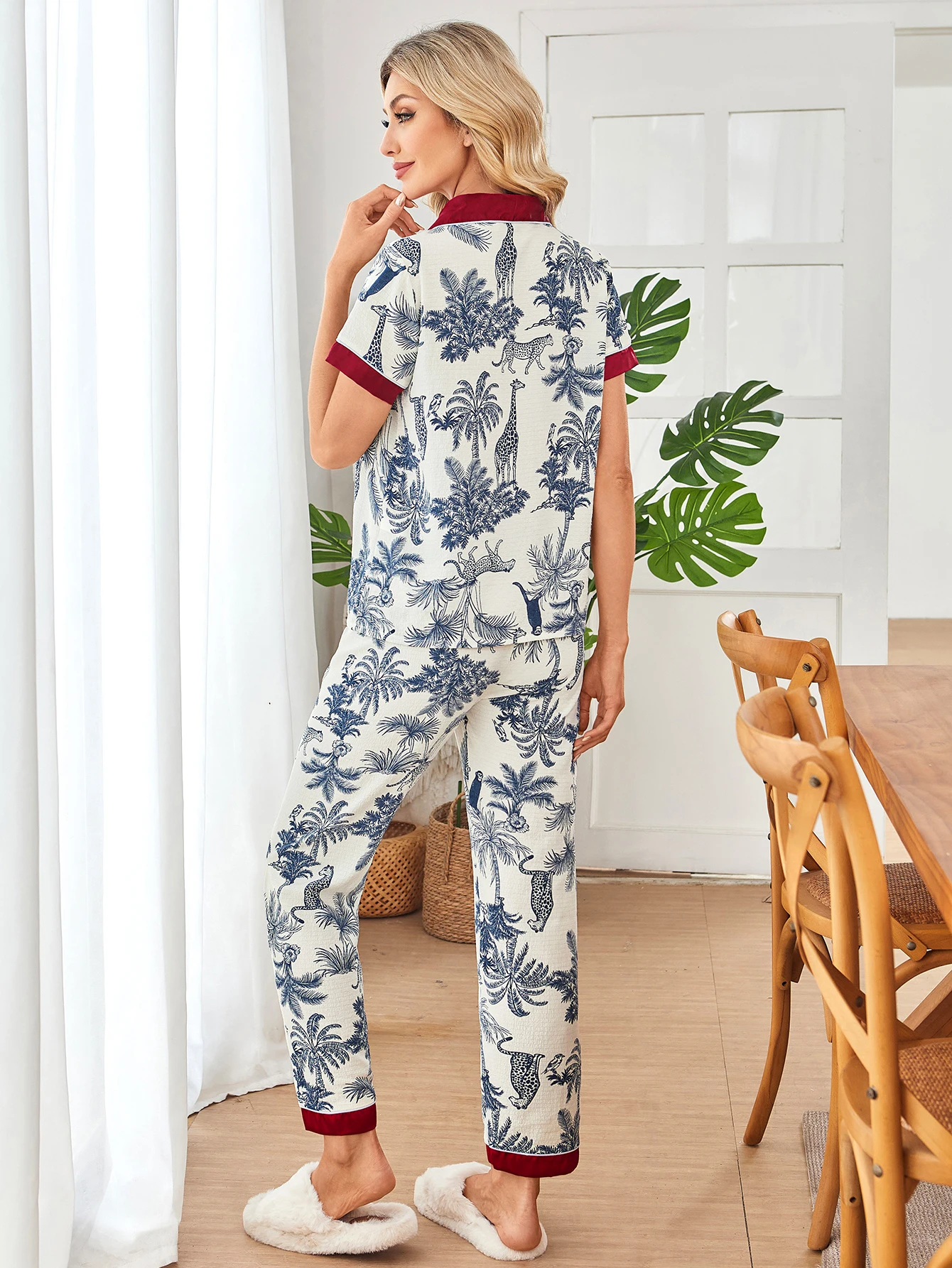 Jungle Animal Print Satin Casual Pajama Set, Short Sleeve Buttons Lapel Top & Pants Comfortable Relaxed Fit Nightwear