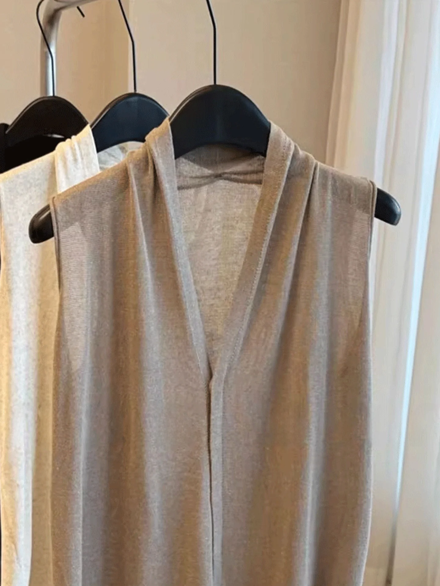 

Ele V-Ne Svel Knitted Ice Silk Vest Women's Summer Faionable Cardigan Straight Cut Korean Sle Pure Color