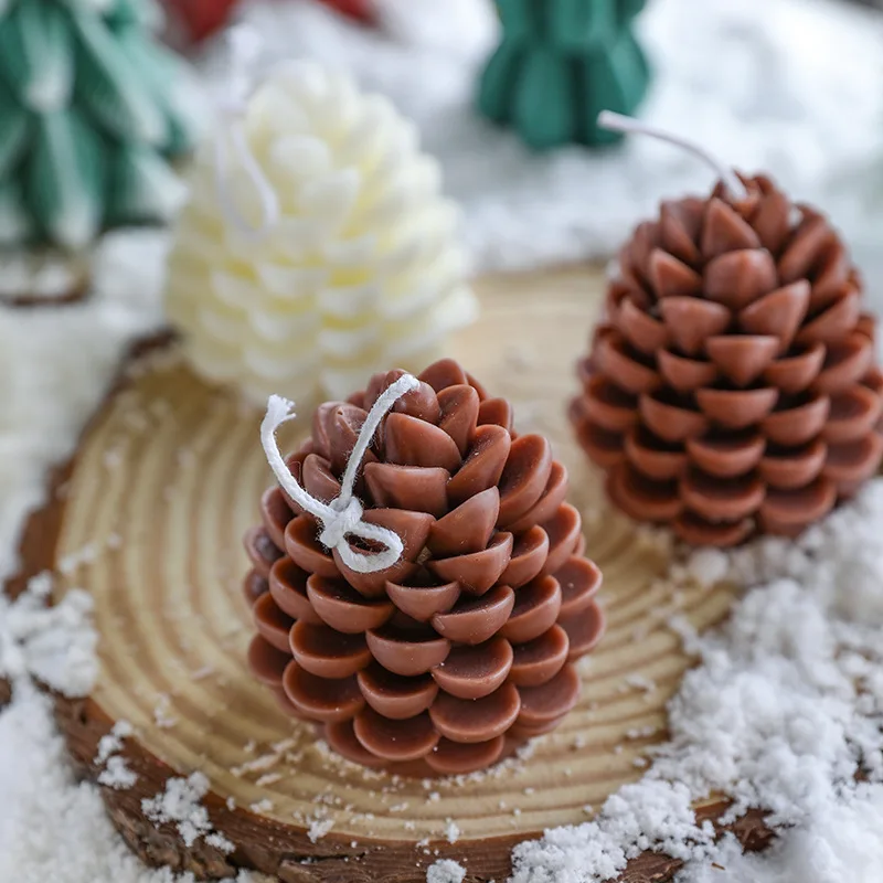 Christmas Pinecone Scented Candle,Birthday Party Souvenir Aromatherapy Candle, Home Decor Room Decor Table Decoration Accessorie