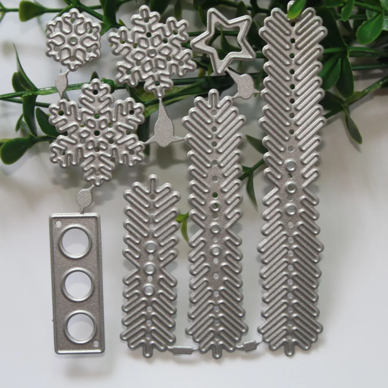 Metal Etching Knife Die Christmas Tree Snowflake Carbon Steel Embossing