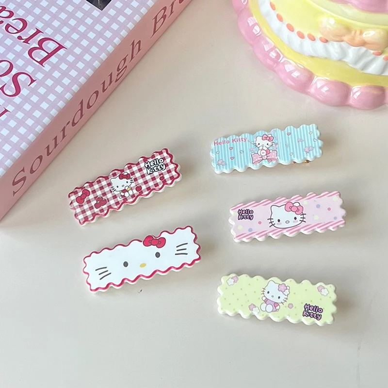 Sanurgente Hello Kitty-Pinces à cheveux de dessin animé pour enfants, épingles à cheveux Kawaii, barrettes à frange latérale, accessoires de cheveux mignons, cadeau pour fille, 2 pièces