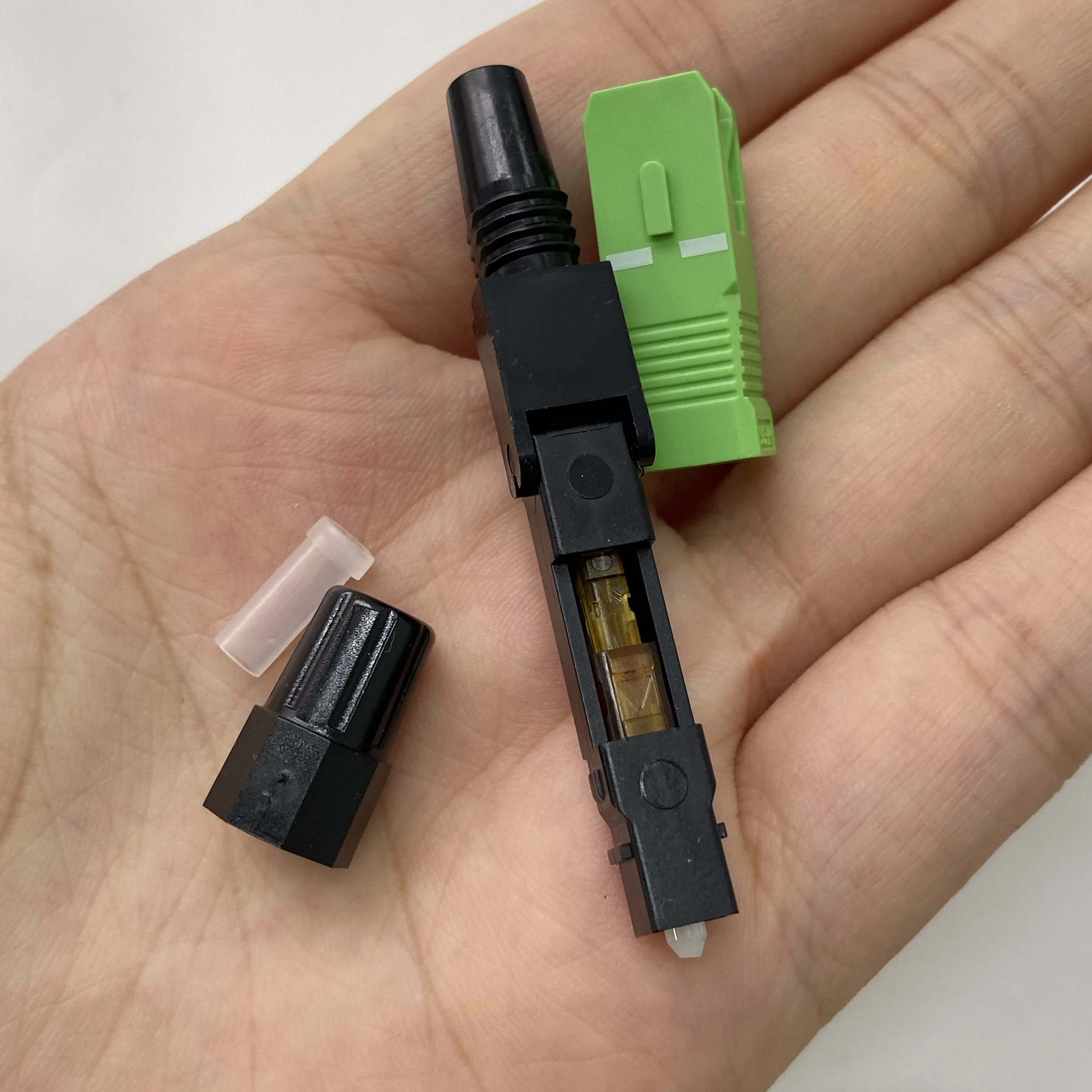 

10~100 PCS SC APC Fiber Optic Fast Connector FTTH Single Mode Fiber Optic SC Quick Connector Adapter Embedded Field Assembly