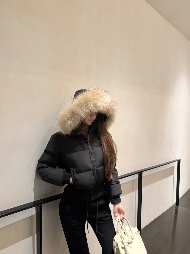 

Новое женское зимнее пальто Bla Cotton Jaet с большим меховым воротником и утягивающим эффектом на талии, очень красивое