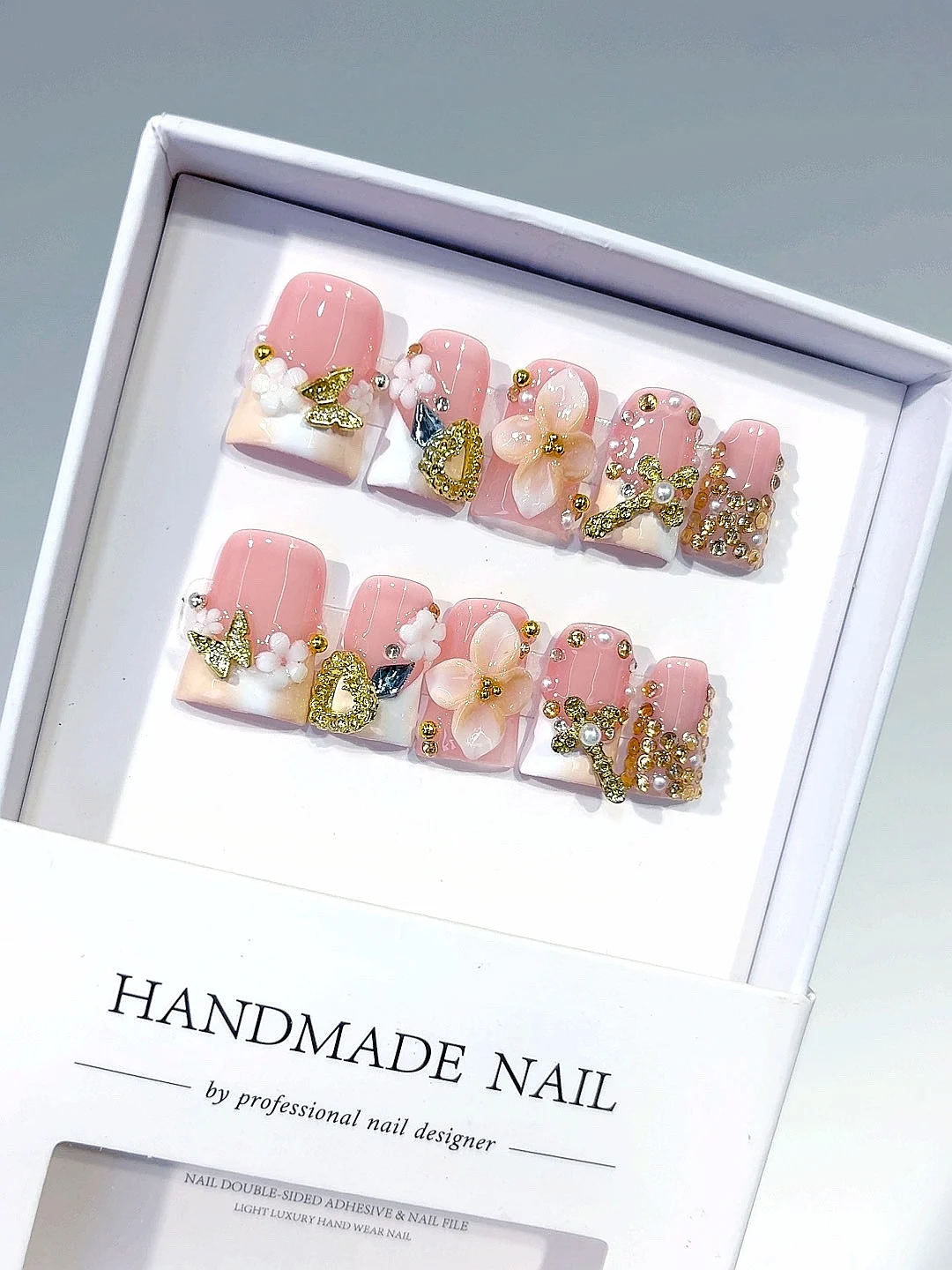 

French-Style Gradient Gold Butterfly Heart Small Diamond Light Luxury Fashion Nail Art (L272)