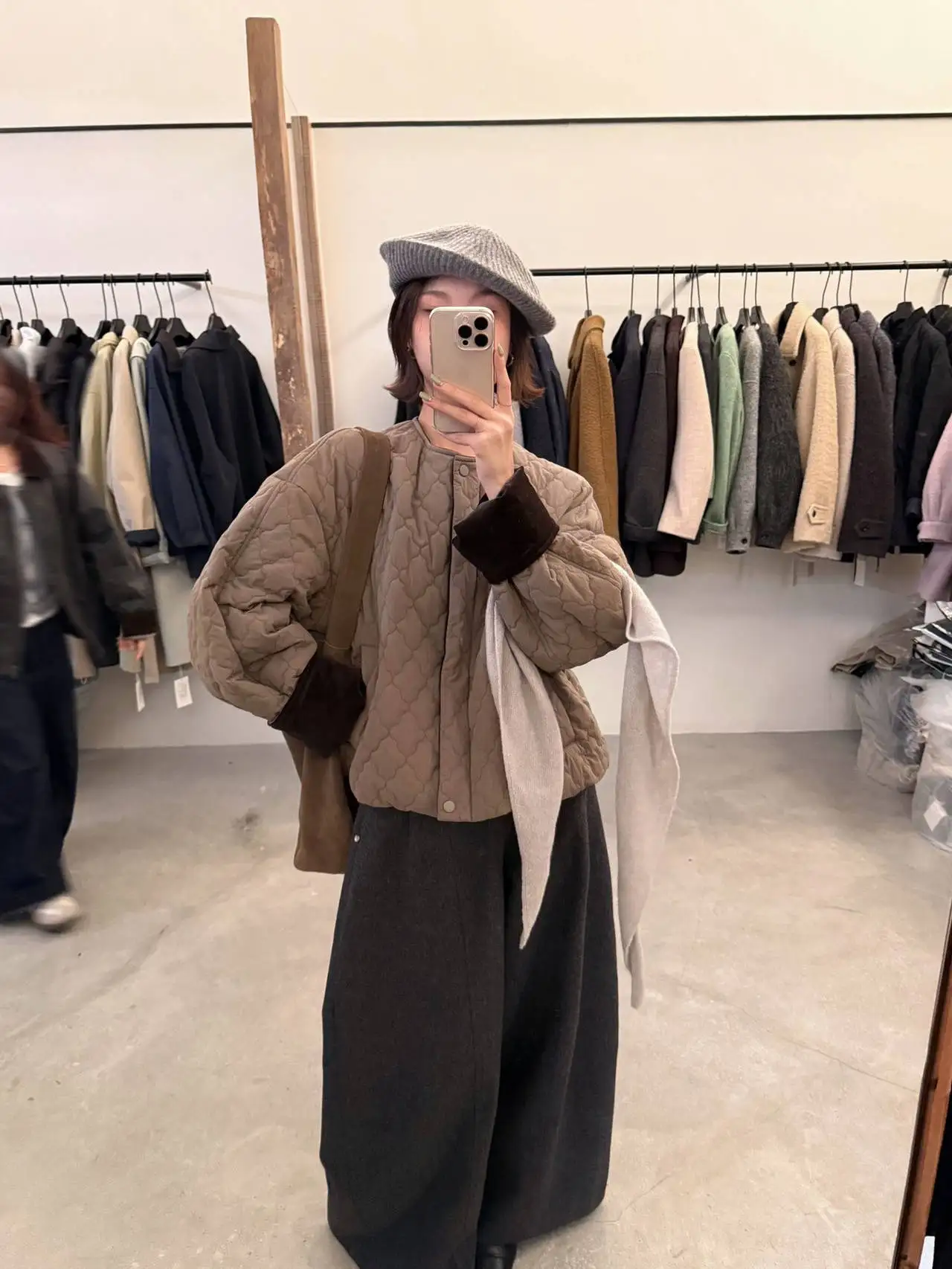 

Легкая свободная хлопковая куртка с стегаными вставками, ромбовидным узором и бархатными манжетами, осенне-зимняя, короткий рукав