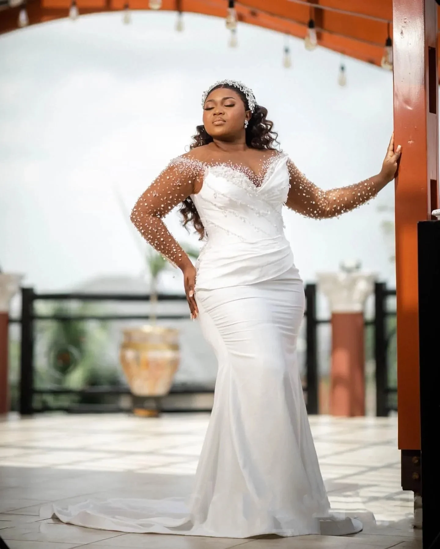 

Rhinestones Beaded Full Sleeves Satin Bridal Gowns Dress Aso Ebi Plus Size Off White Mermaid Wedding Dresses