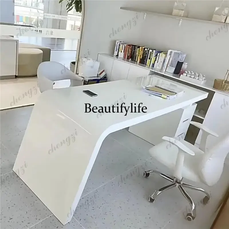 BBB   Creative Fashionable Beauty Office Desk Negotiation Medical Aesthetics Office Desk Lacquered Surface Office Furniture