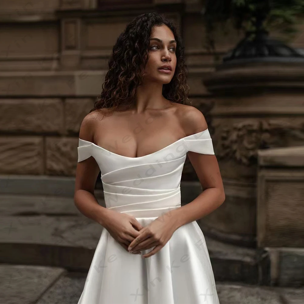 2025 Women's Bridal Gowns Satin Folded A-Line Princess Sexy Off Shoulder Wedding Dresses Formal Beach Welcome Guest Dress فساتين