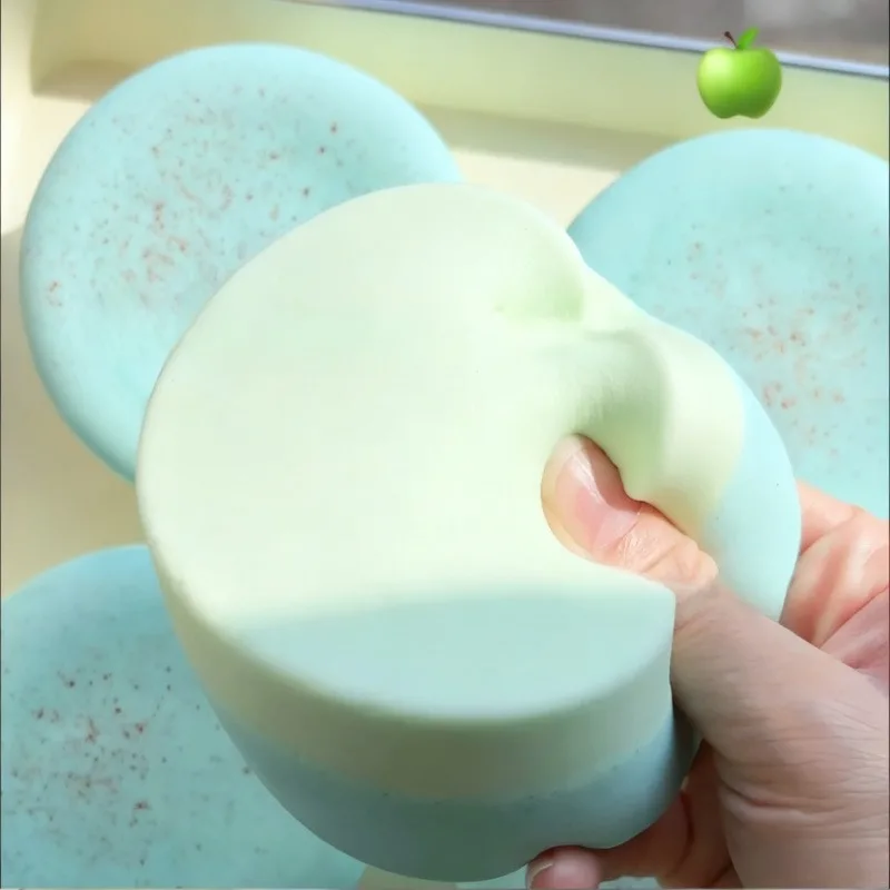 لعبة إسفنجية على شكل كعكة جبنة التوت المقلدة بطيئة الارتفاع - تململ حسية لتخفيف التوتر من أجل القلق |   هدايا للبالغين والأطفال، ASMR