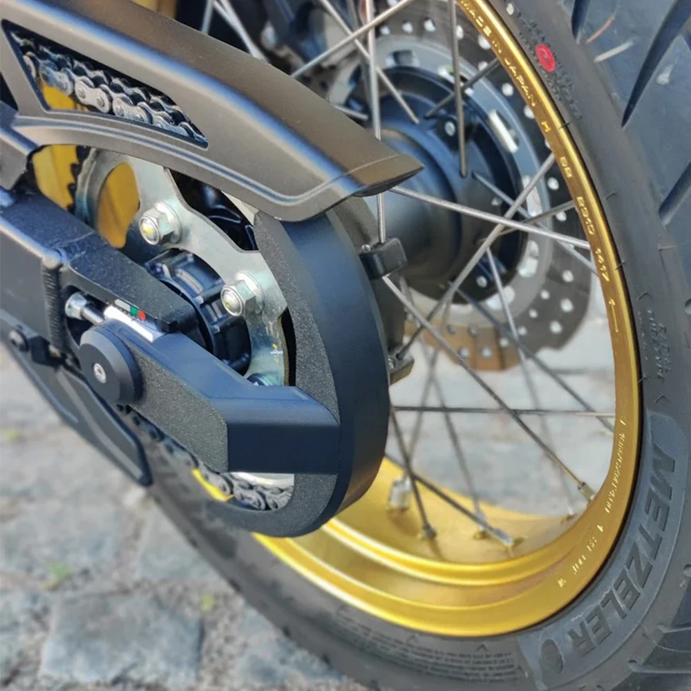 For Honda Transalp XL750 Chain Guard Anti-Splash Chain Guard Plate Motorcycle Chain Cover Rear Wheel Cleaning Fender