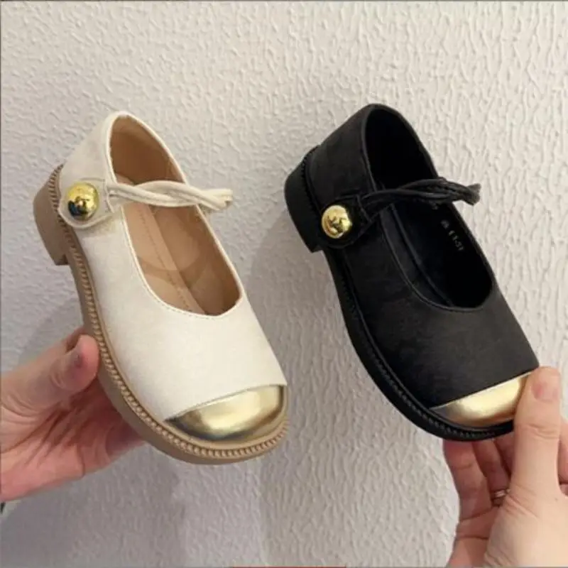 Girls' leather shoes with soft sole square mouth sweet stylish 2024 Autumn New style embroidered Chinese style girls' princess s