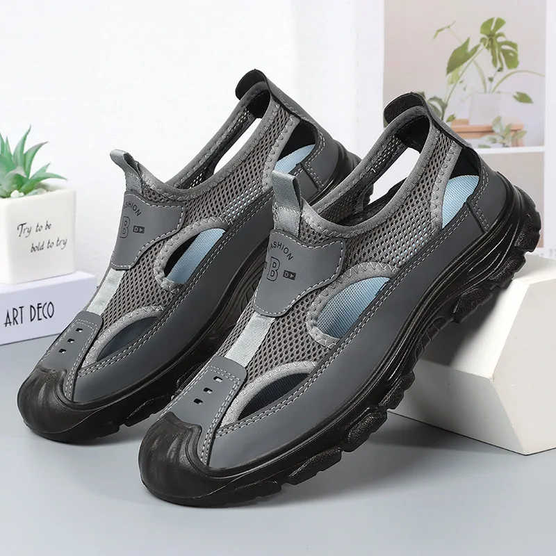 Mesh Soft Sole Versatile Men Shoe New Summer Breath Men's Sandal Comfort Light Casual Shoe Simple Non Slip One Foot Mens Slipper