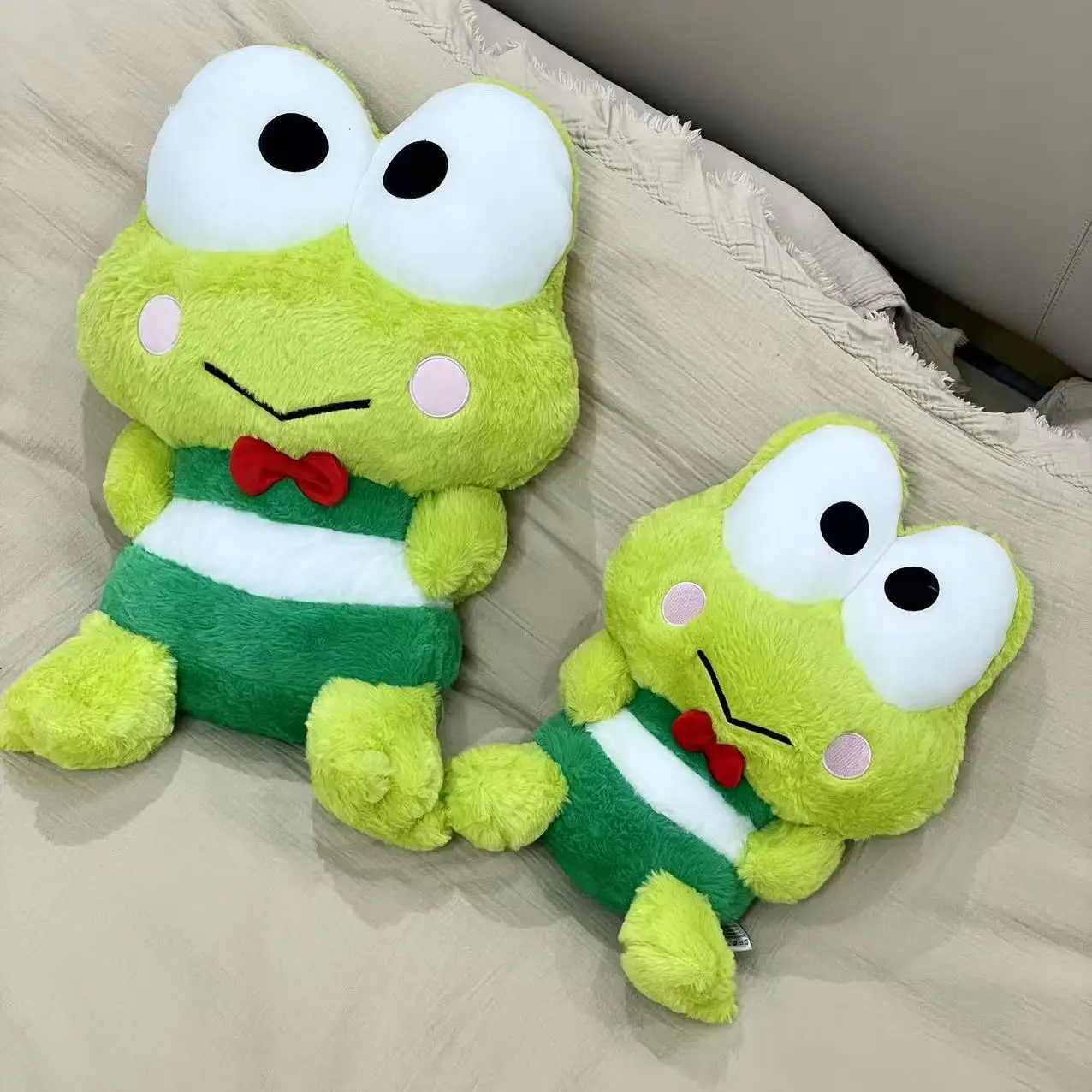 

Sanrio Kero Kero Keroppi Plushies Soft Fluffy Big Eyed Frog Plush Toy Kawaii Stuffed Frog Anime Doll Bag Pendant Xmas Gifts