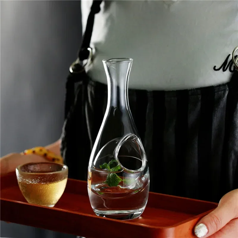 Japan Crystal Ice Flask Glass Wine Bottle Hamster Nest Cooling Room Hole Sake Glass Beer Cooler Wine Dispenser Carafe Decanter