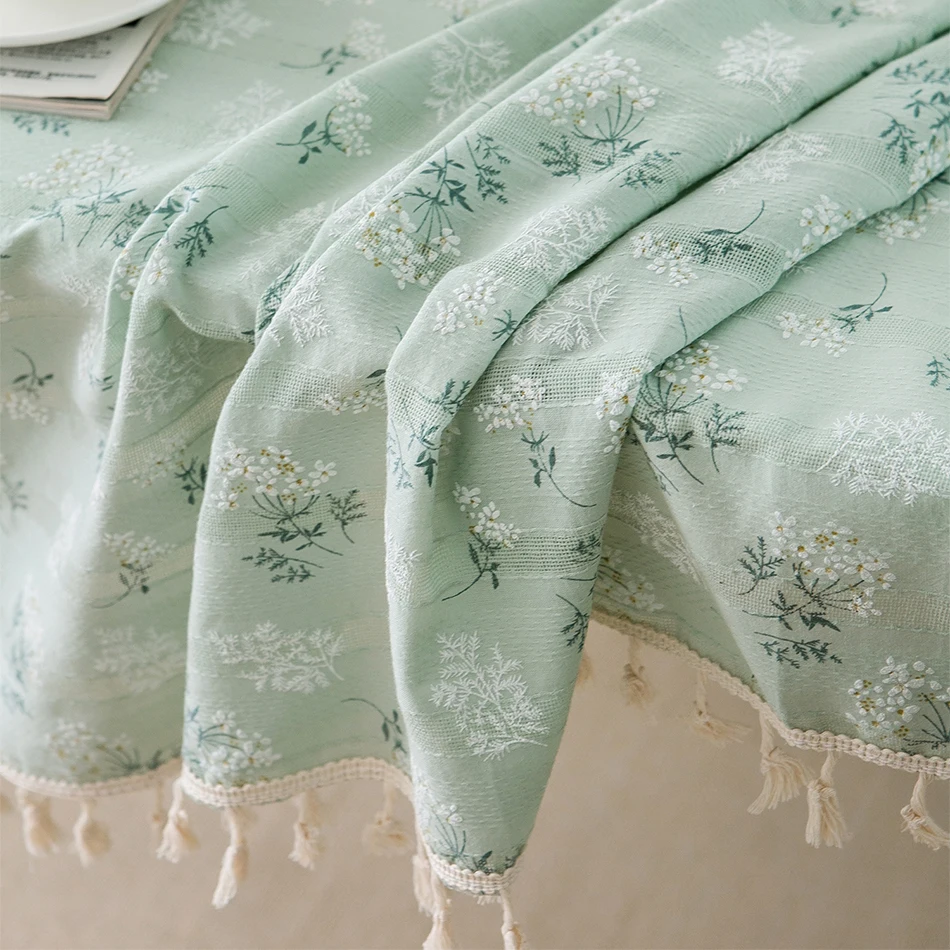 Korean Style Daisy Cotton Floral Lace Tablecloth, Tea Table Decoration, Rectangle Table Cover for Kitchen Wedding Dining Room