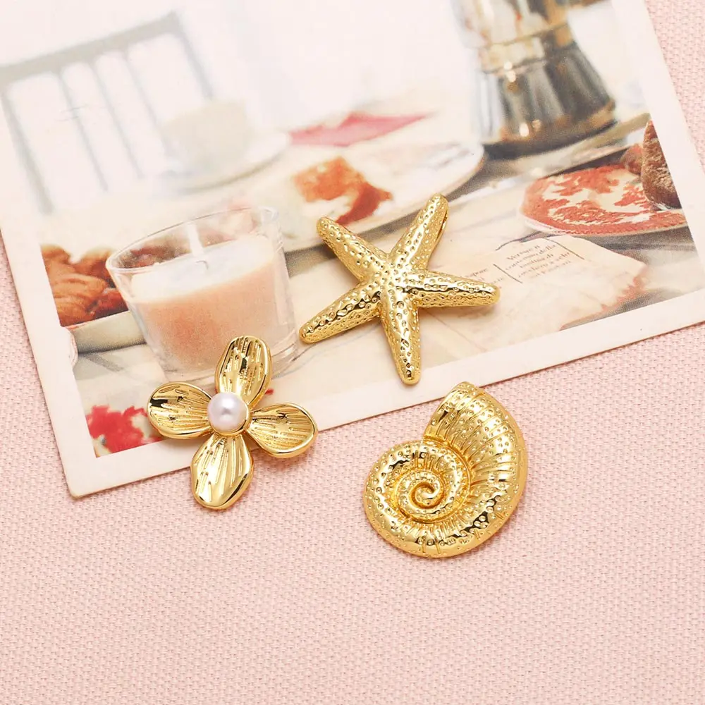 OCESRIO Trendy Pearl Flower Pendant for Necklaces Copper Gold Plated Starfish Conch Handmade Jewelry Making Component pdtb727