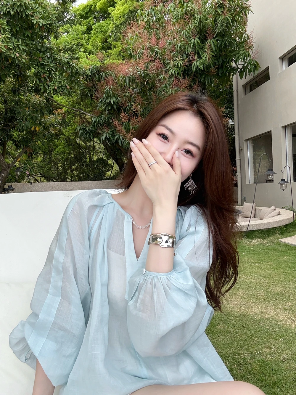 

Ультратонкая льняная солнцезащитная рубашка Cao Daman для женщин, свободного кроя, летний топ, прозрачный, стройнящий, с длинными рукавами, V-образным вырезом