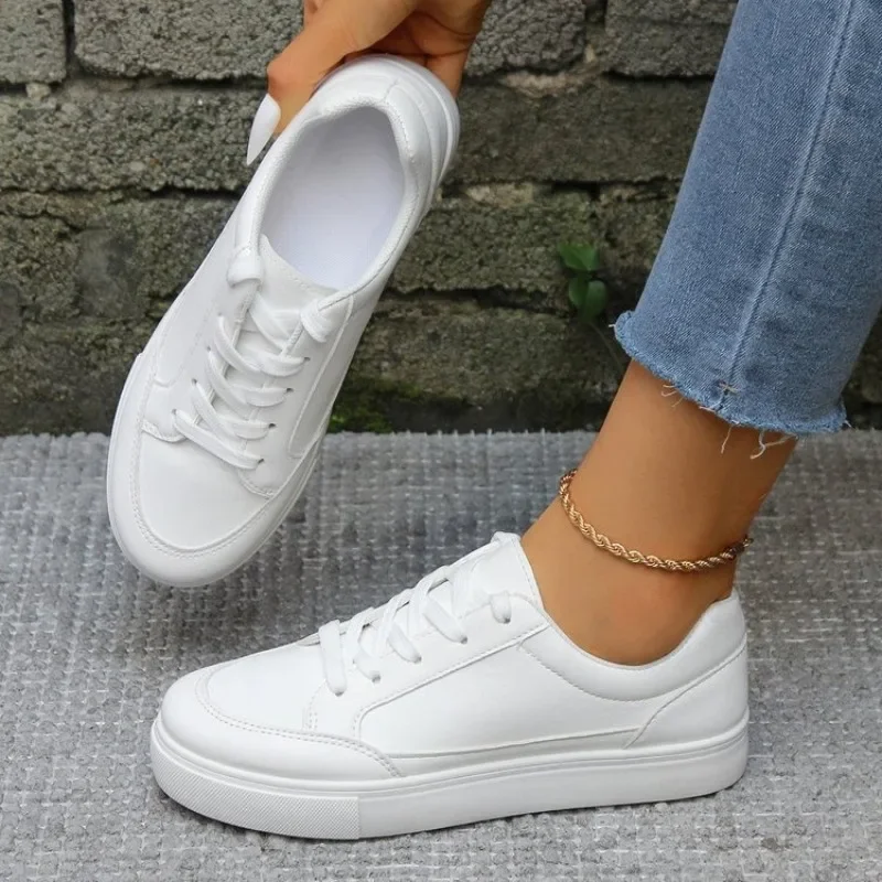 Desginer Nieuwe 2024 Vrouwen Sneaker Ademende Studenten Casual Schoenen Sport Meisje Platte Mesh Wit Gevulkaniseerde Schoenen Vrouw