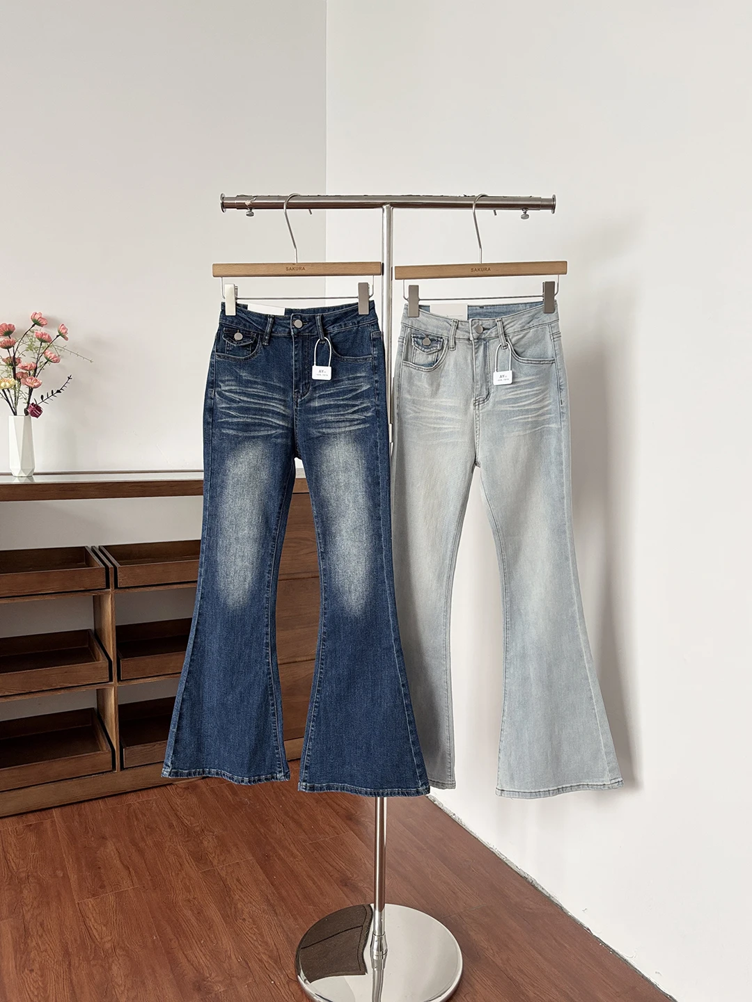

High Waist Denim Jeans Women's Spring Summer New Style Retro Washed Color Versatile Slimming Micro Flared Pants Ladies' Fashion