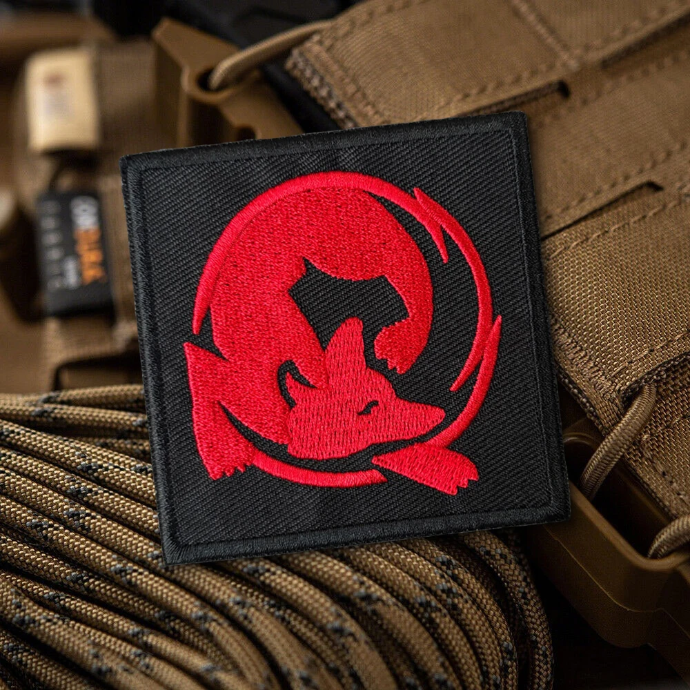 Parche táctico bordado zorro rojo – Insignia de moral con velcro - imagen 5