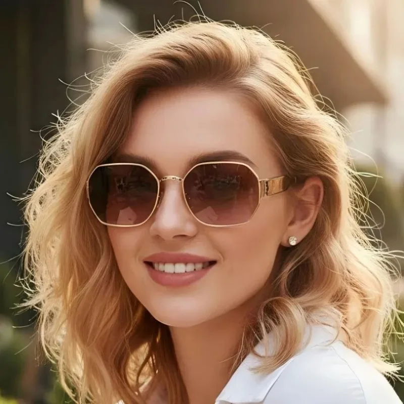 

Fashion Women's Sunglasses Luxury Retro Metal Frame Rectangular Glasses Summer Beach Travel Sunglasses High-End Men's Sunglasses