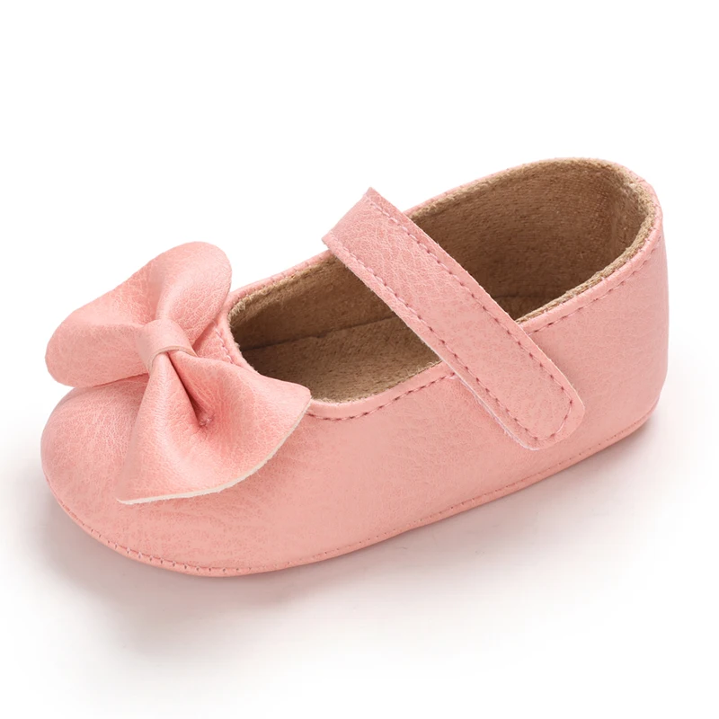 Einfarbige PU-Leder Prinzessinnen-Schuhe mit Schleife und rutschfester Gummisohle für Babys von 0-18 Monaten. – Detail 7