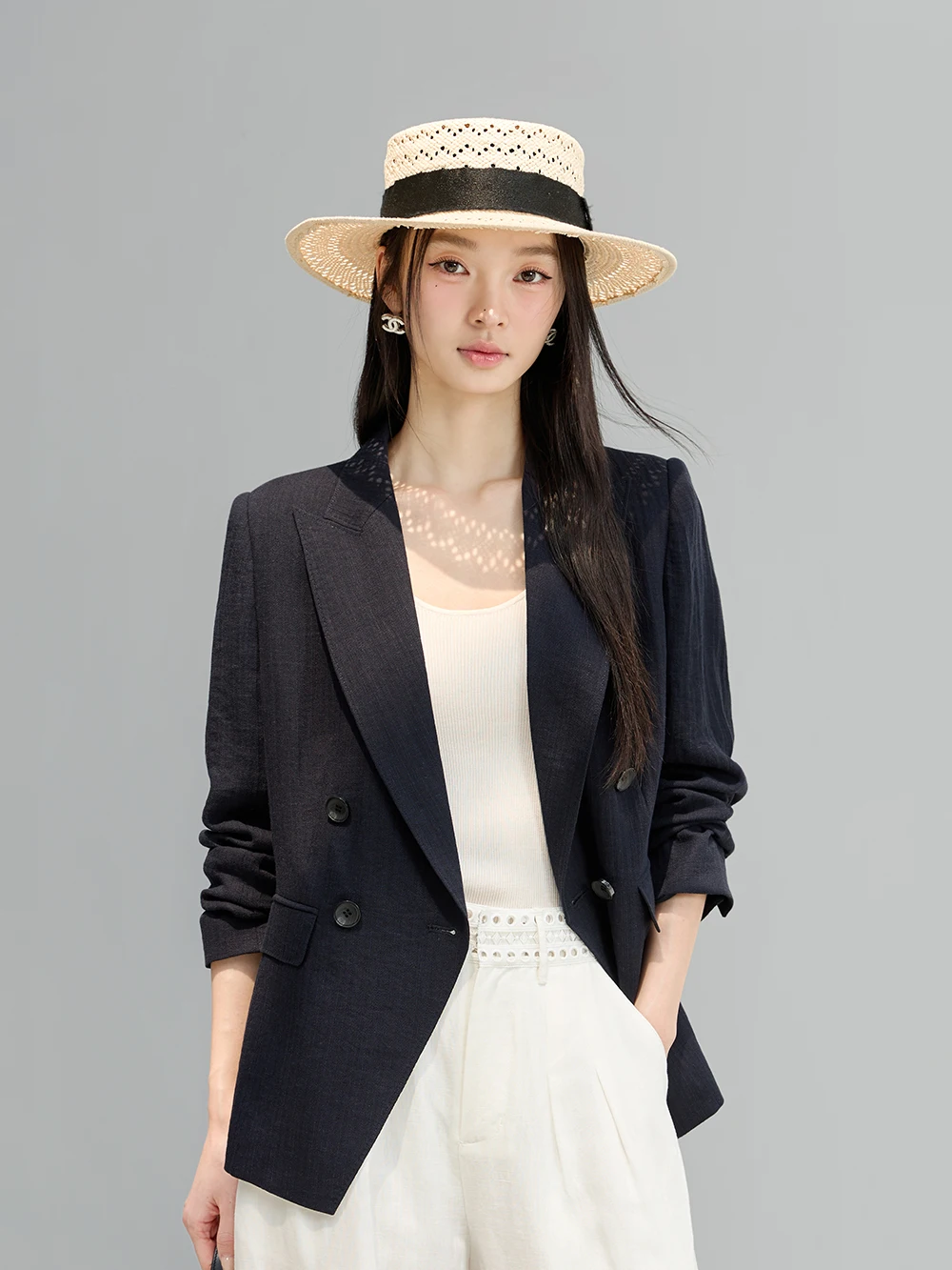 

Qing Ya Shi High Intelligence Commuter Lyocell Linen Texture Pad Shoulder Back Split Women's Suit Jacket Commute Style Sta...