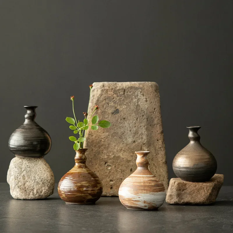 家の装飾のためのレトロなセラミック花瓶、日本の装飾、粗い陶器、ドライフラワーのための創造的な装置、金箔