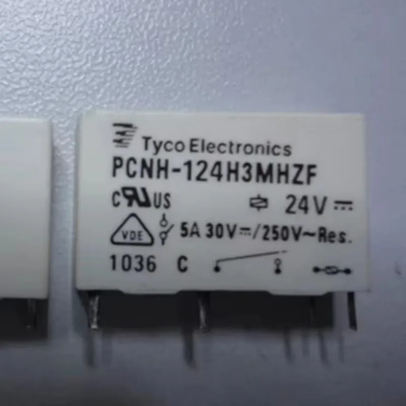 

relay PCNH-124H3MHZF 24V