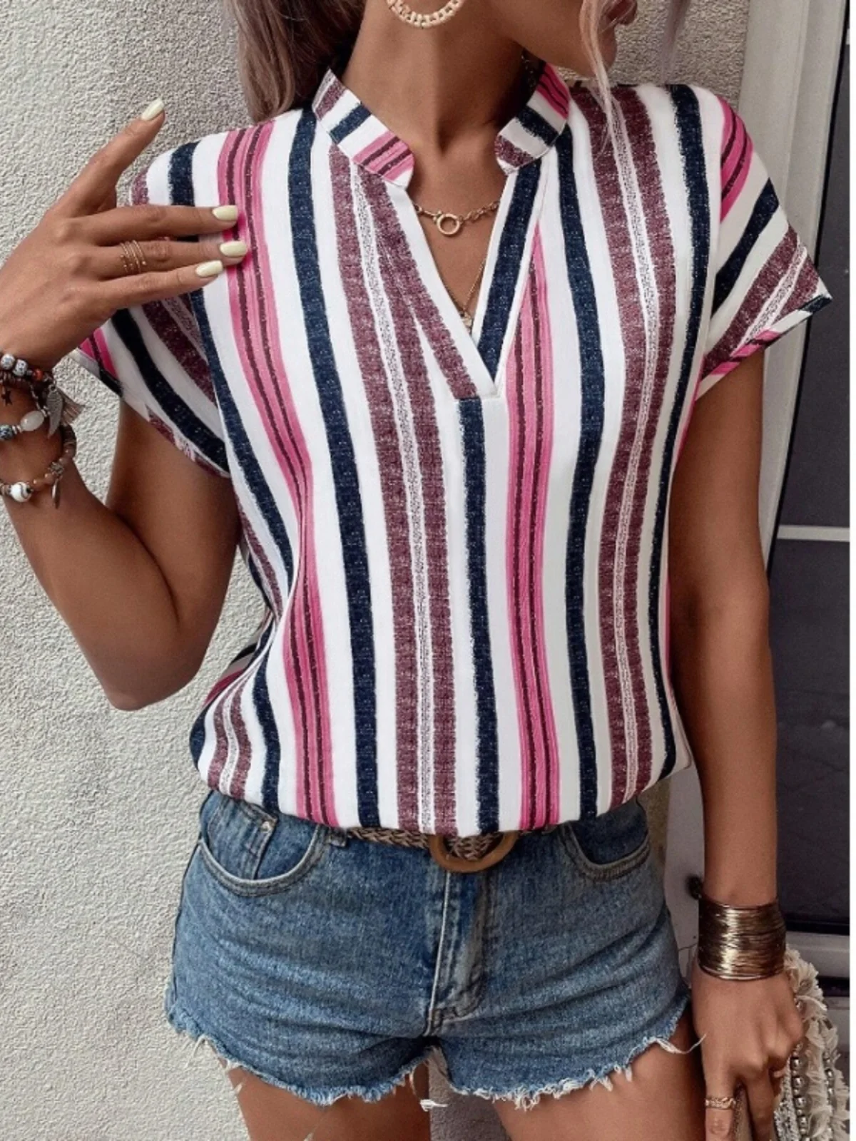 Casual V-ne Batwing Sve irt Women's Printed Loose Fit ort Sve Street Sle Regular Length irt TING