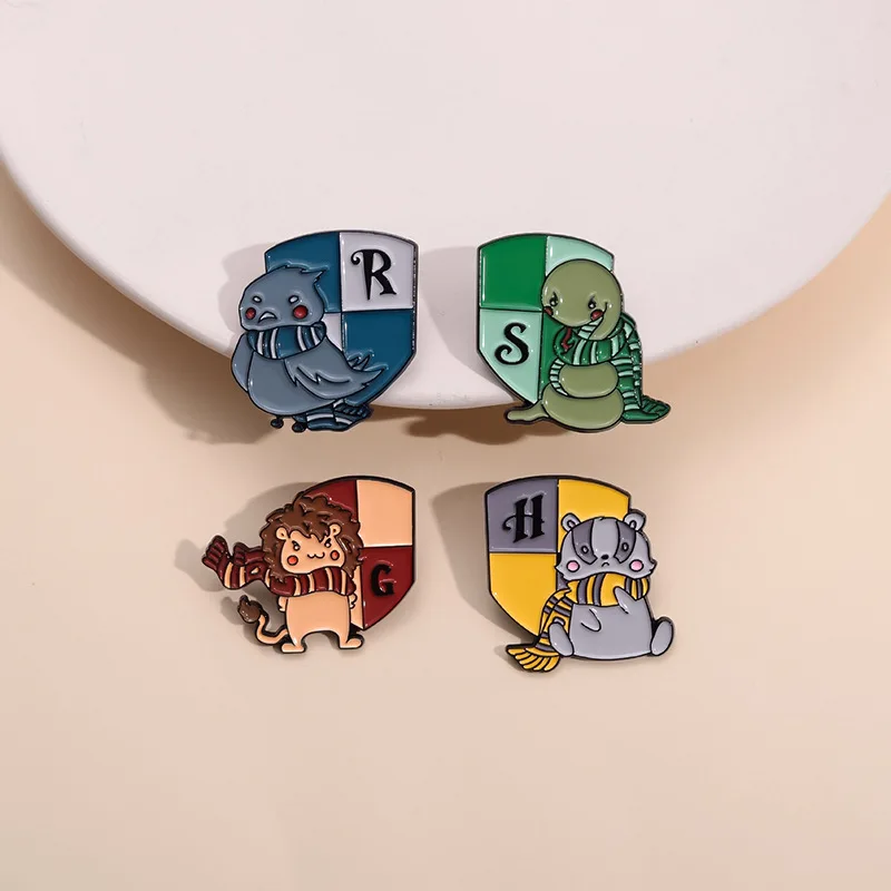 Tier Eule Emaille Pin Lustige Brosche Cartoons Abzeichen für Taschen Jeans Hoodies Denim Anstecknadel Schmuck Kinder Bestes Geschenk